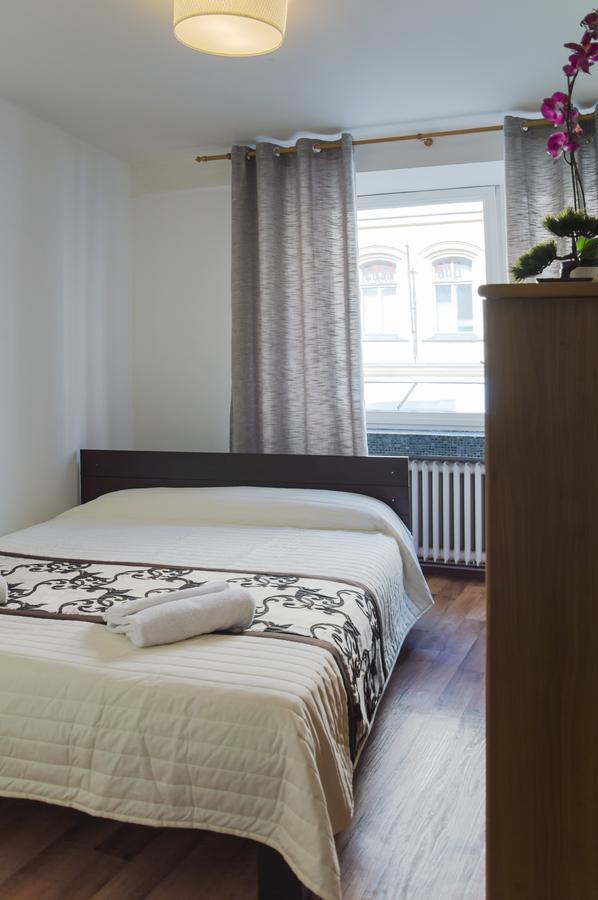 Modern Dlouha Praag